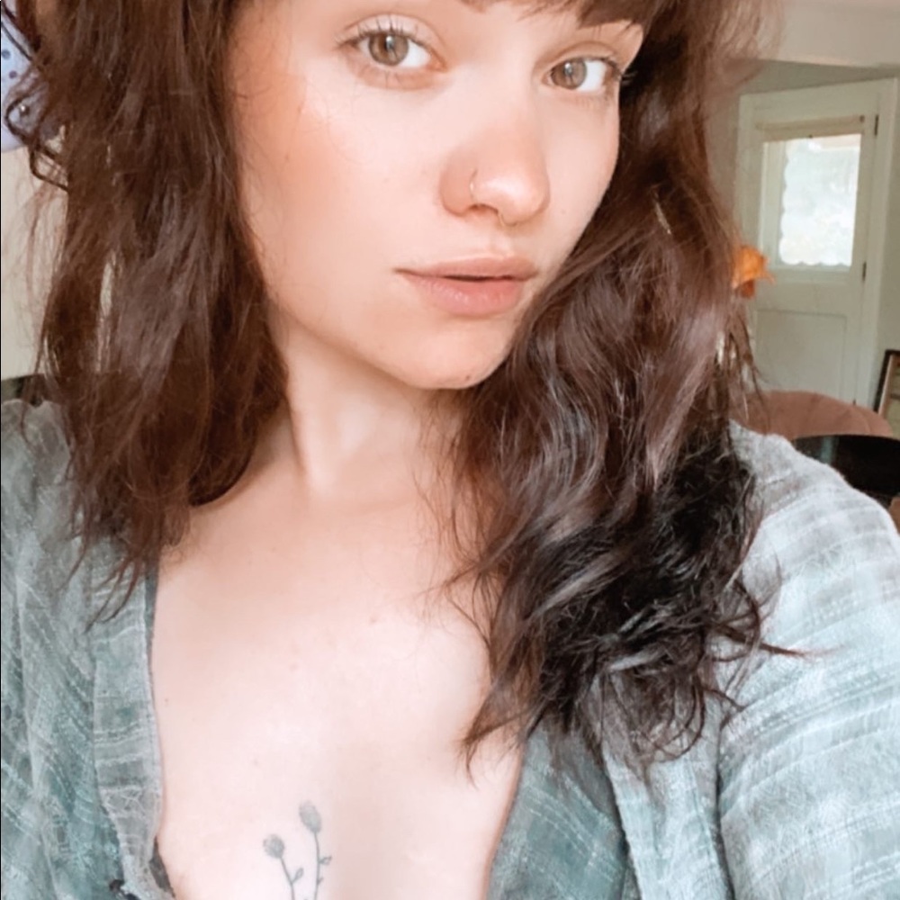 Meet your Posher, Lynn